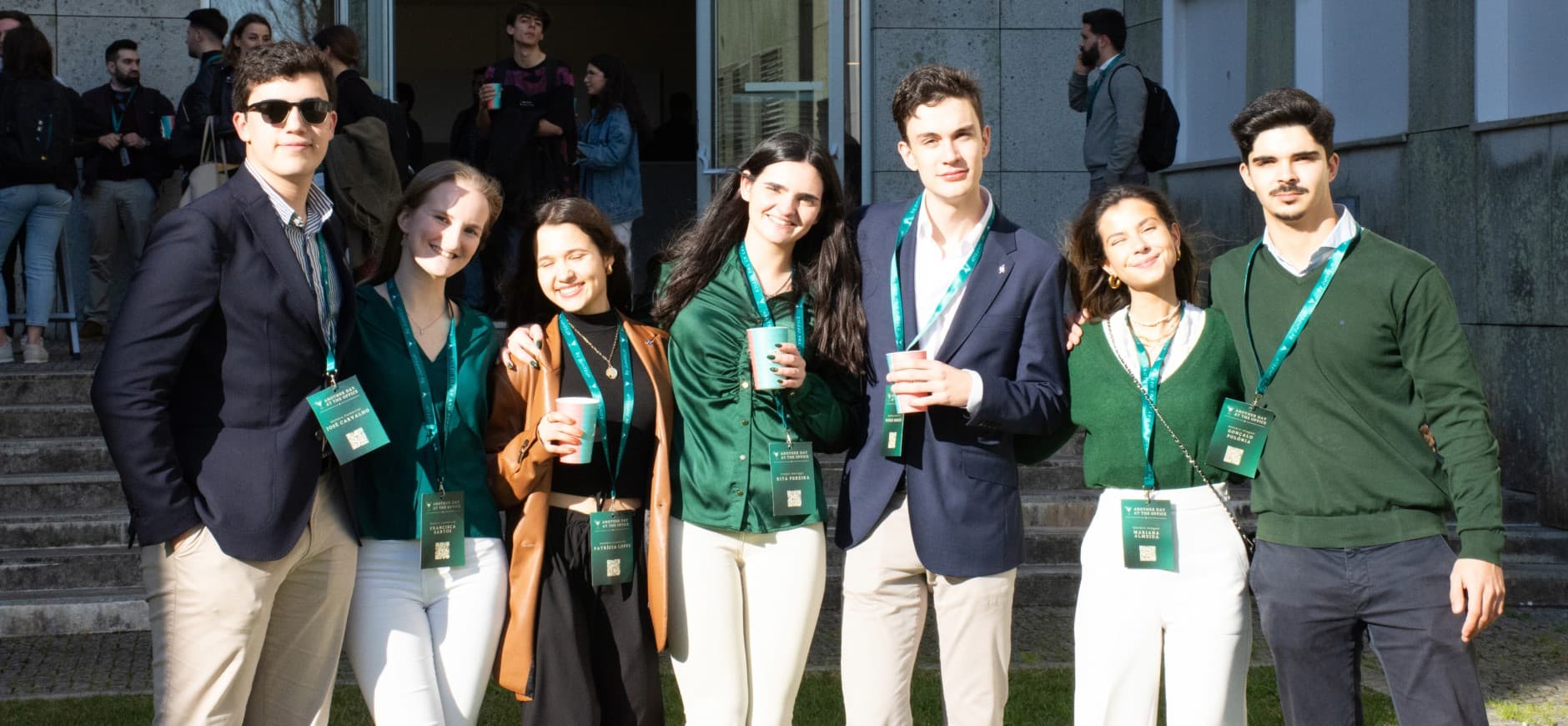 ADATO: o cocktail de networking da JuniFEUP que reuniu estudantes e empresas num ambiente informal